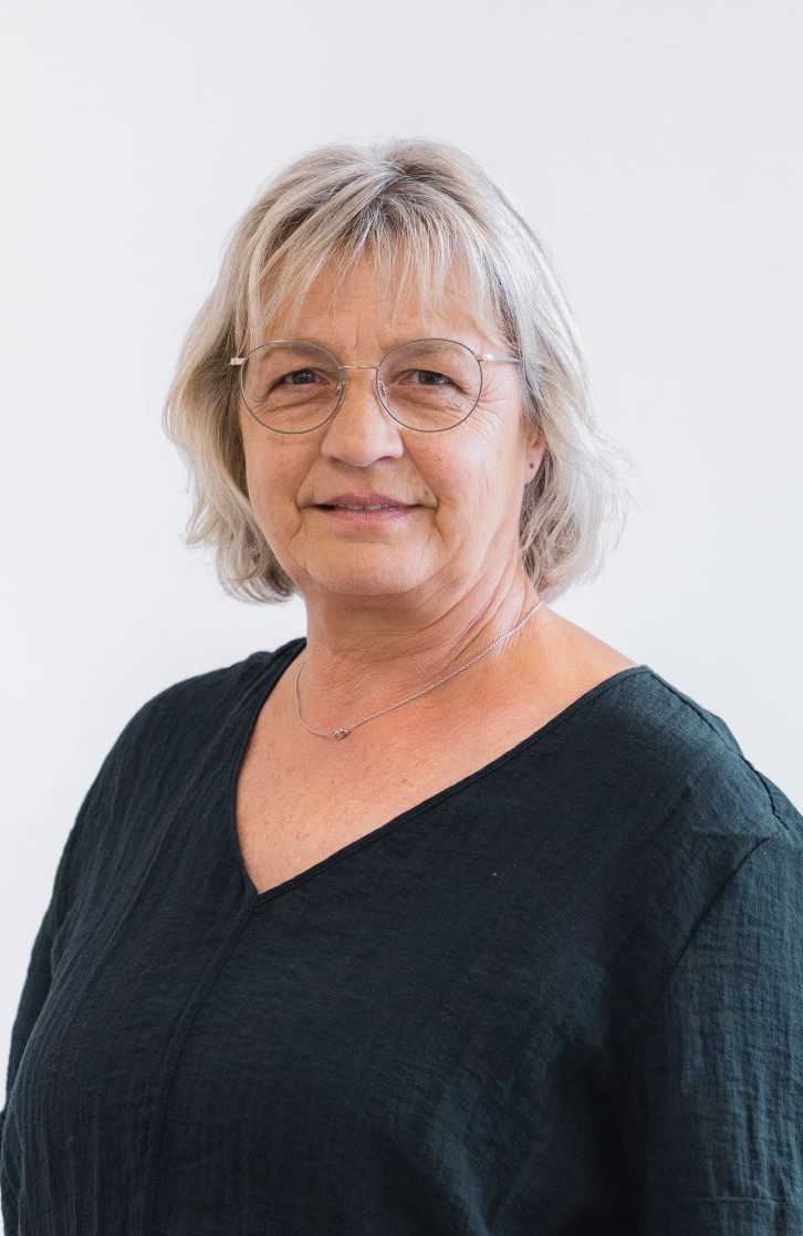 Monika  Hofmann