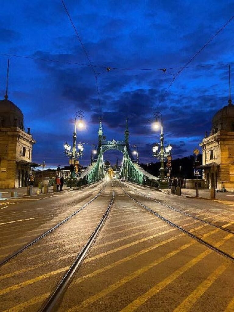 Bild einer Straße.