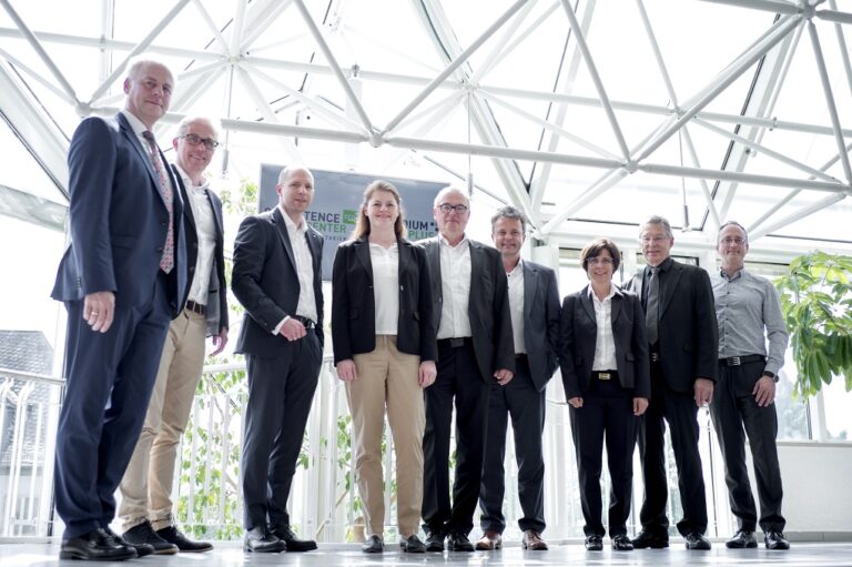Der CCD Vorstand mit THM Vertretern in der Stadthalle Wetzlar